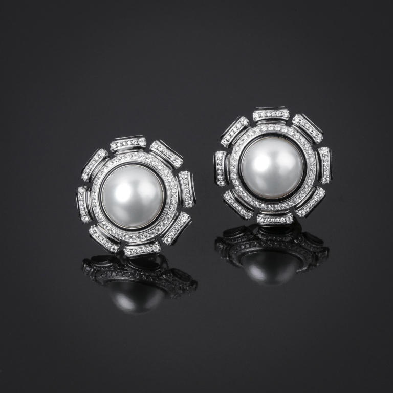 Dorian, Pearl and diamond earrings
